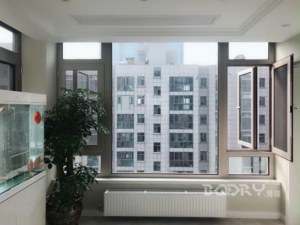 115断桥窗纱一体